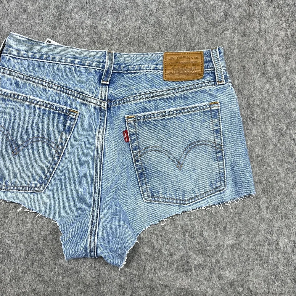 Levis Wedgie Shorts Womens 27‎ Blue Distressed Cutoff Denim High Rise Button Fly